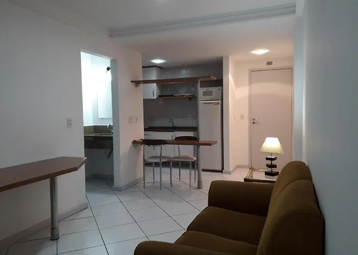 Suite Aconchegante No Centro De Campos Wifi Liberado